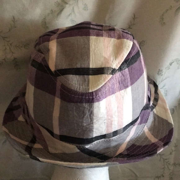 Hat - Picture 2 of 3